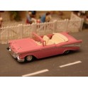 Miniature Chevrolet Bel Air cabriolet rose 1957