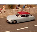 Miniature Citroen DS19 bleue toit rouge 1955