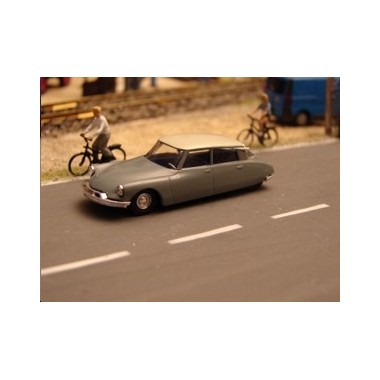 Miniature Citroen DS19 grise toit blanc 1955