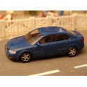 Miniature Audi A4 Limousine bleue