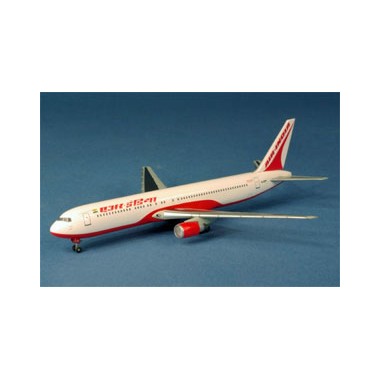 Miniature Boeing 767-300 Air India