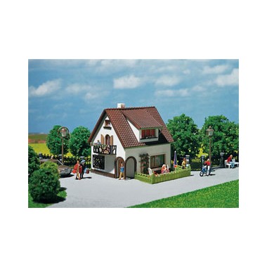 Maquette Maison avec pièce mansardée, Epoque 3