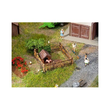 Maquette Niche de chien avec servocommande, Epoque 1
