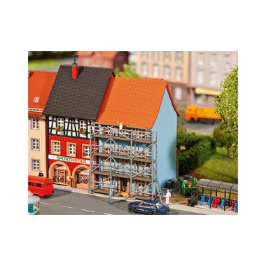 Maquette Maison de ville avec échafaudage, Epoque 5