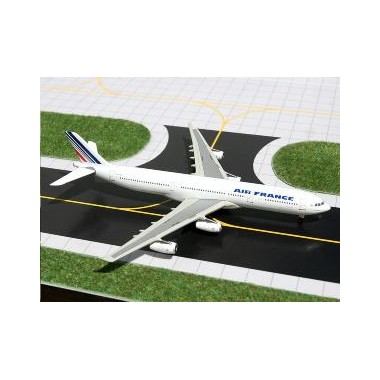 Miniature Airbus A340-300 Air France F-GLZU Miniature Airbus A340-300 Air France F-GLZU