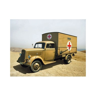 Maquette Typ 2,5-32 with Shelter, WWII German Ambulance Truck