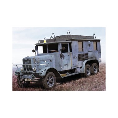 Maquette Henschel 33 D1 Kfz.72 camion de communication allemand, 2eme GM