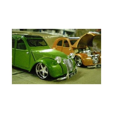 Miniature Citroen 2CV Tuning verte 1952 Miniature Citroen 2CV Tuning verte 1952