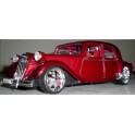 Miniature Citroen Traction rouge Tuning 1952