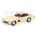 Miniature Mercedes 300 SL "Gullwing" creme 1955