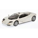 Miniature McLaren F1 Road Car 1994 blanc 