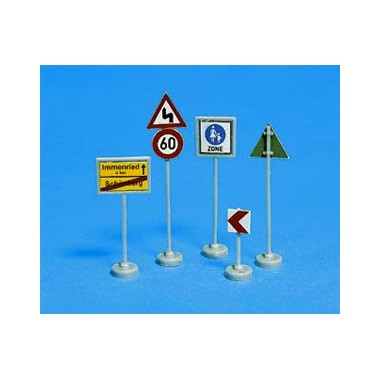 Panneaux de signalisation routière