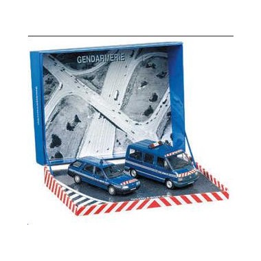 Miniature Coffret Gendarmerie Autoroute Renault Trafic + R21