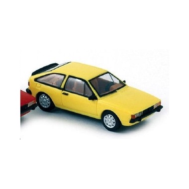 Miniature Volkswagen Scirocco jaune 1980