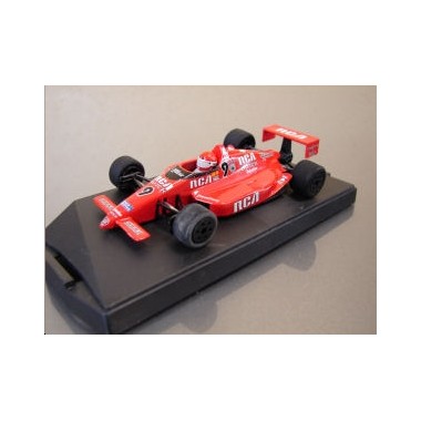 Miniature Formule Indy '90 RCA Penske, pilote Sneva