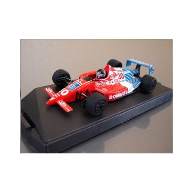 Miniature Formule Indy '90 Domino's Lola, pilote Luyendyk
