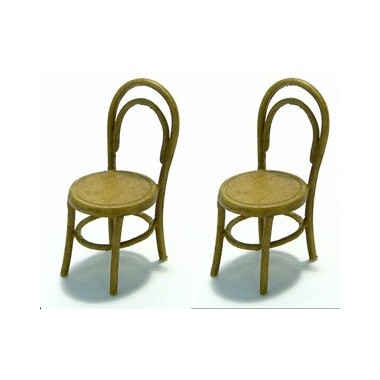Chaises en bois
