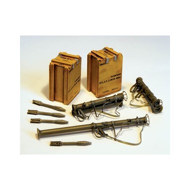 Bazooka M9 avec munitions et caisses, 2ème GM