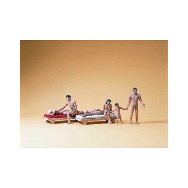 Figurines Couples à la plage nudiste