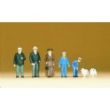 Figurines Passants en habits d'époque 1900