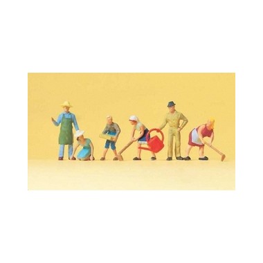 Figurines Au jardin