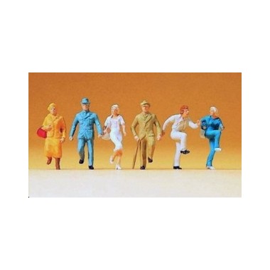 Figurines Dans les escaliers