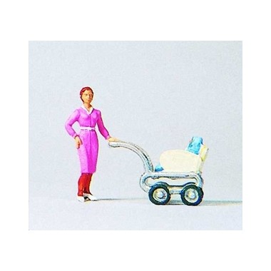 Figurine Femme et landau