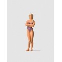 Figurine Femme debout en maillot de bain