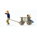 Figurine Enfant dans une charrette