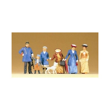 Figurines passants et policier, annees 1900 - francis miniatures