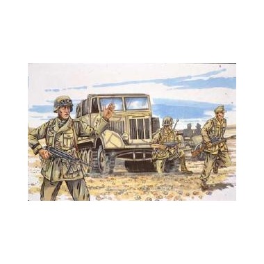 Diorama Sd Kfz 11 PAK 40, moto, figurines Afrika Korps, 2ème GM Diorama Sd Kfz 11 PAK 40, moto, figurines Afrika Korps, 2ème GM