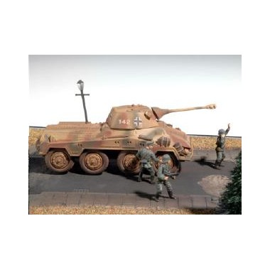 Diorama Sd. Kfz. 234/2 Puma allemand, 2ème GM Diorama Sd. Kfz. 234/2 Puma allemand, 2ème GM