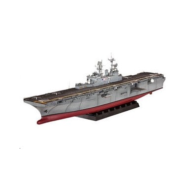 Maquette USS Iwo Jima (LHD-7)