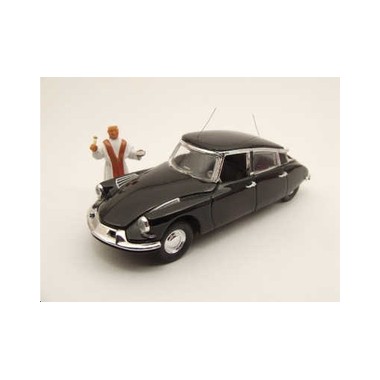 Miniature Citroen DS19 Prestige + figurine Pape Jean XXII 1958