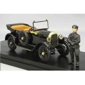 Miniature Fiat 501 avec figurine Garde de Mussolini, 1925