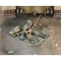 Figurine maquette Soldat allemand nettoyant son fusil, 2ème GM