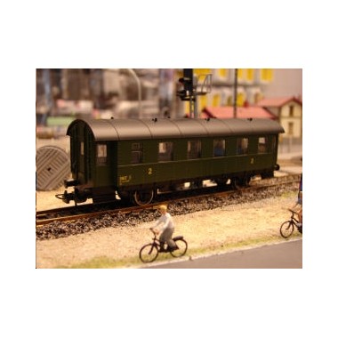 Voiture voyageurs Piko 2 essieux 2ème Classe SNCF Epoque 3 Voiture voyageurs Piko 2 essieux 2ème Classe SNCF Epoque 3