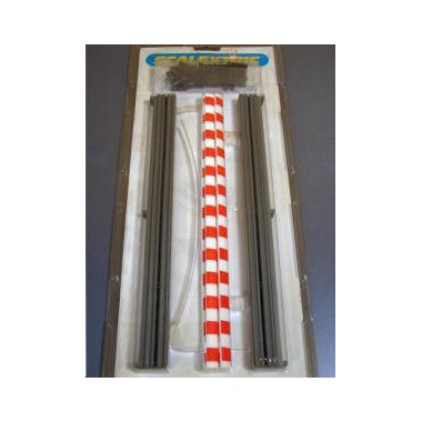 Barrières De Sécurité Scalextric - Pack Avec Autocollants Sponsors Pour Circuit 1/32