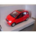 Miniature Mercedes Classe A 5 portes rouge 1997