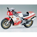 Maquette Yamaha RZV500R