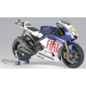 Maquette Yamaha YZR-M1 Rossi 46 2009