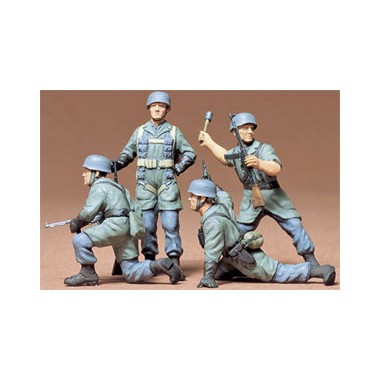 Figurines maquettes Parachutistes Allemands , 2ème GM