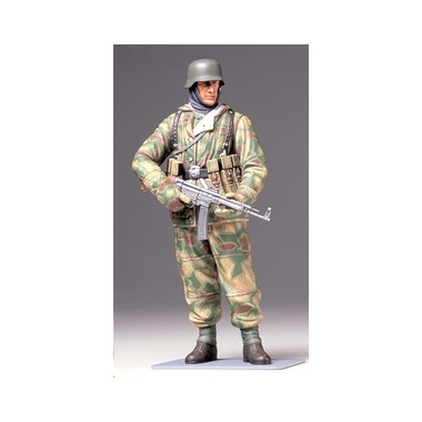 Figurine maquette Fantassin allemand en uniforme d'hiver, 2ème GM