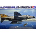 Maquette McDonnell Douglas F-4J Phantom II