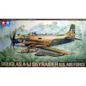 Maquette Douglas A-1J Skyraider U.S. Air Force 