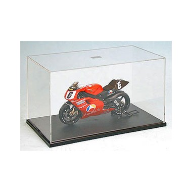 Vitrine, 240 x 130 x 140 mm