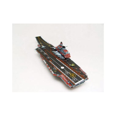 Maquette Admiral Kuznetsov, porte-avions soviétique Maquette Admiral Kuznetsov, porte-avions soviétique