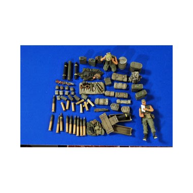 105 mm Howitzer Vietnam Ammo-Crew-Gear