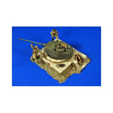 German T34 Turret Bunker, figures and Accessories