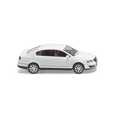 Miniature Volkswagen Passat blanche